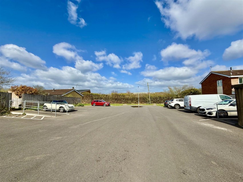 Images for St. Andrews Close, Wroughton, Swindon