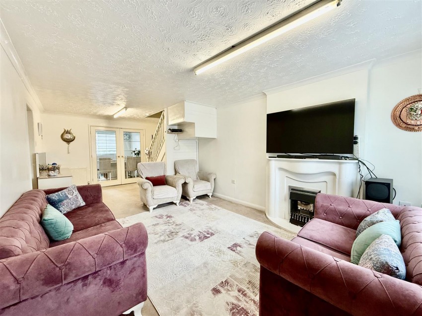 Images for Lambert Close, Freshbrook, Swindon
