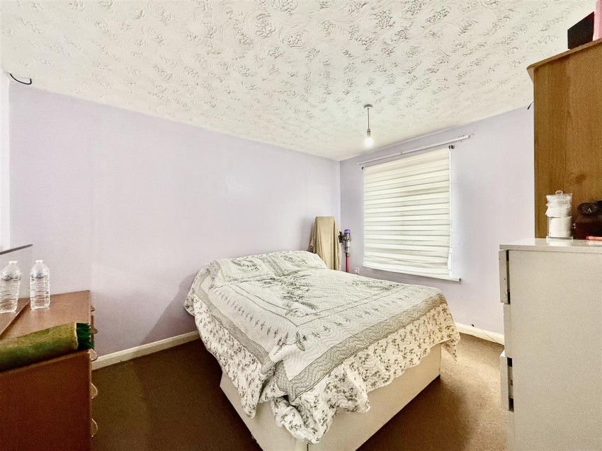 Images for Lambert Close, Freshbrook, Swindon