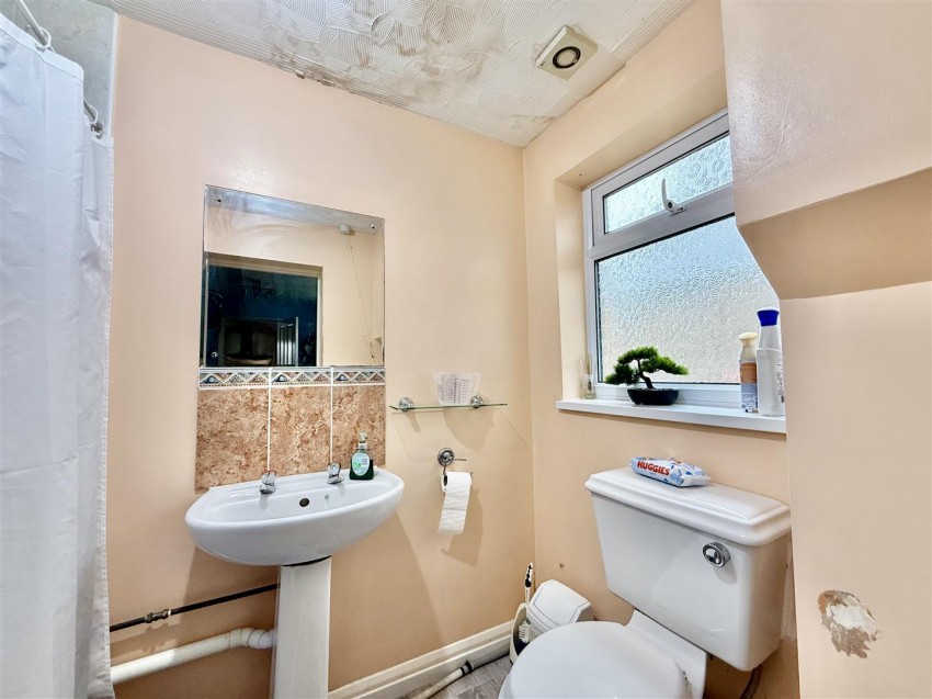 Images for Lambert Close, Freshbrook, Swindon