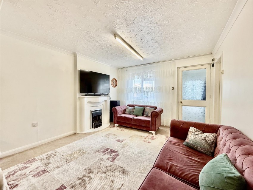 Images for Lambert Close, Freshbrook, Swindon