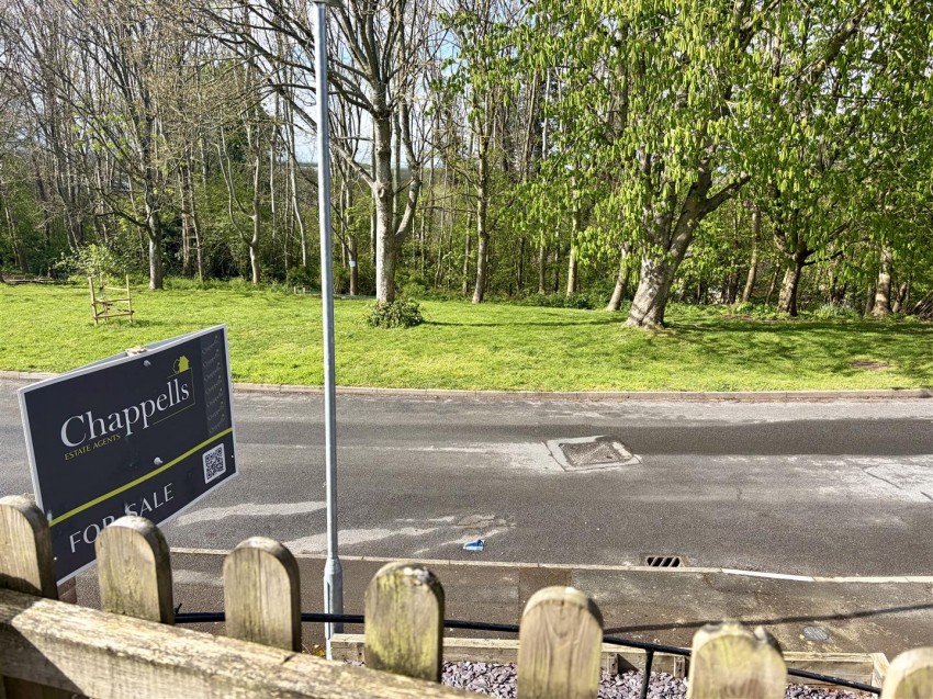 Images for Bankside, Old Town, Swindon