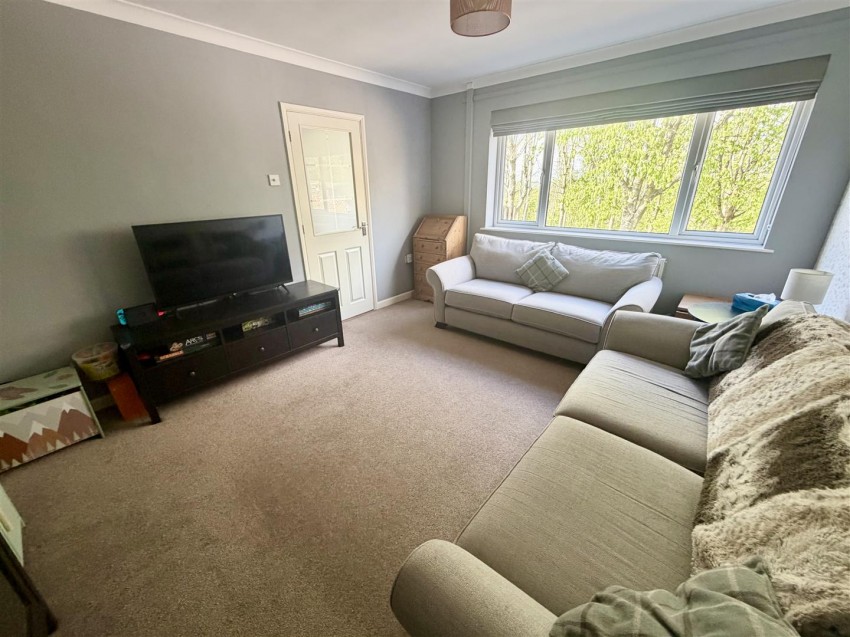 Images for Bankside, Old Town, Swindon