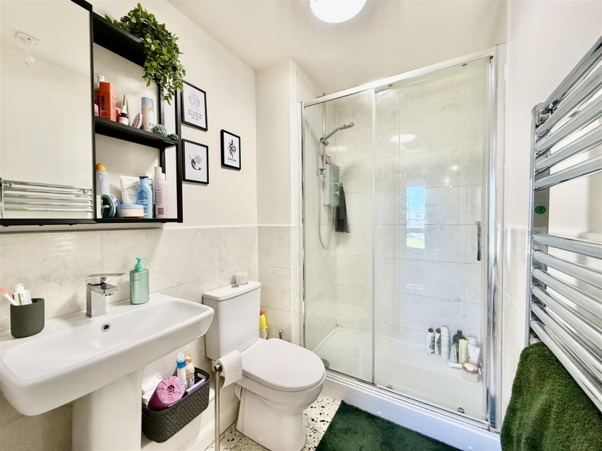 Images for Jenkins House, Beckett Strand
