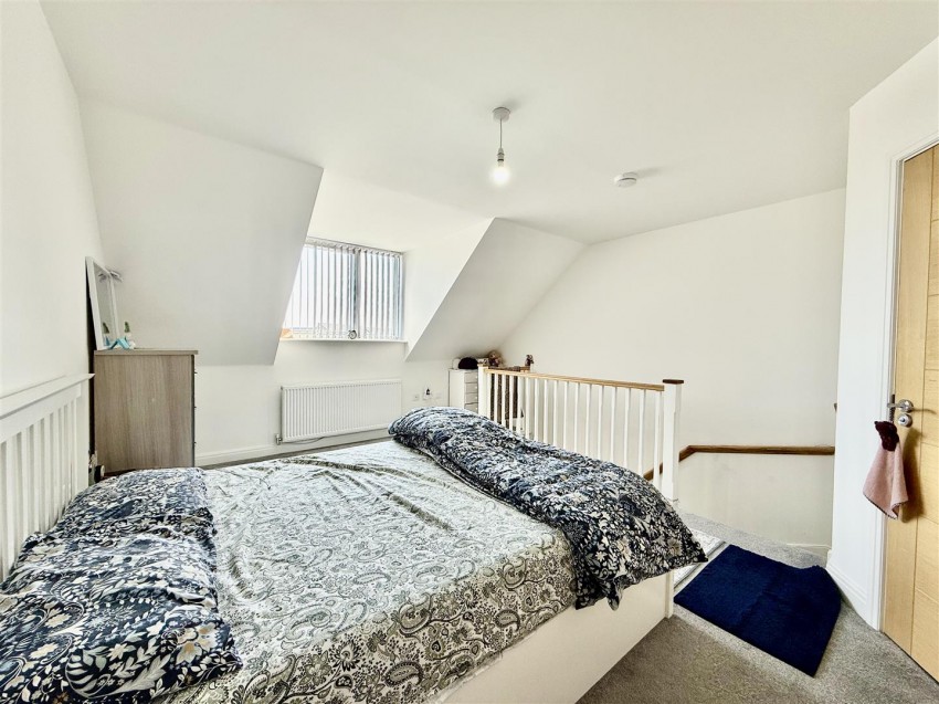 Images for New Dawn Place, Swindon