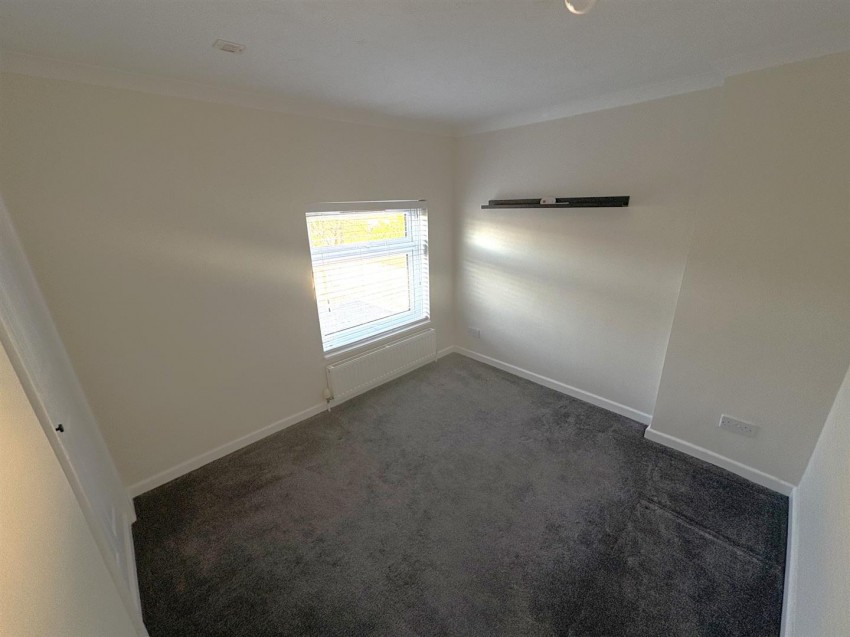 Images for Dores Road, Swindon