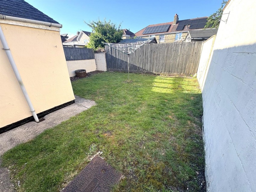 Images for Dores Road, Swindon