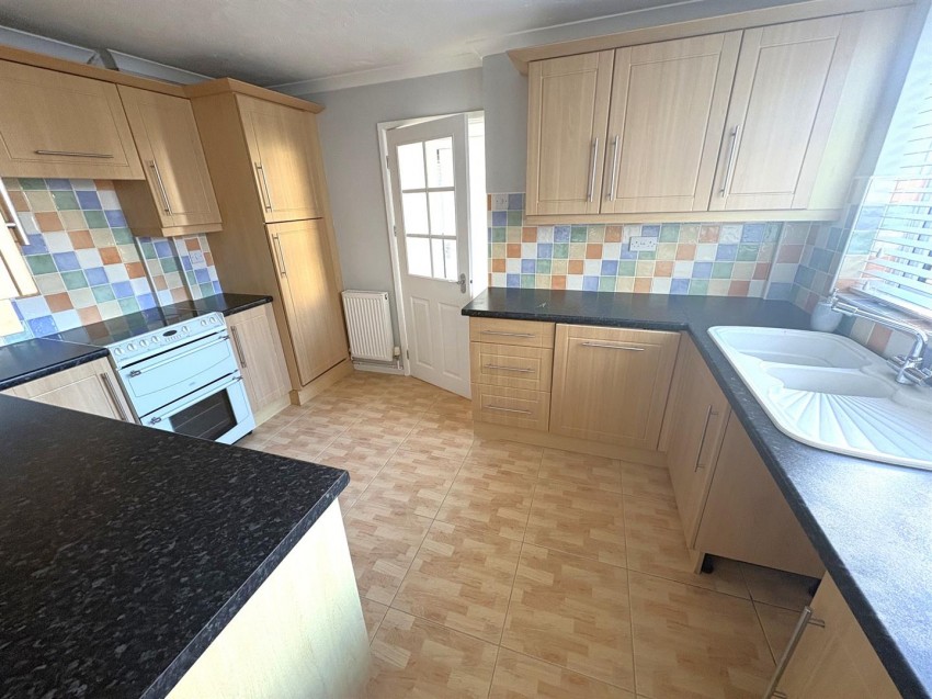 Images for Dores Road, Swindon