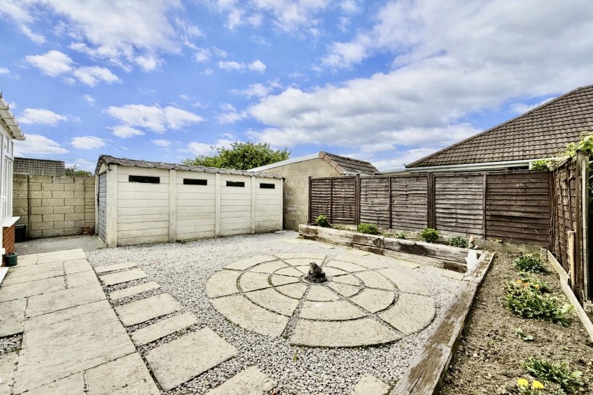 Images for Whitelands Road, Lower Stratton