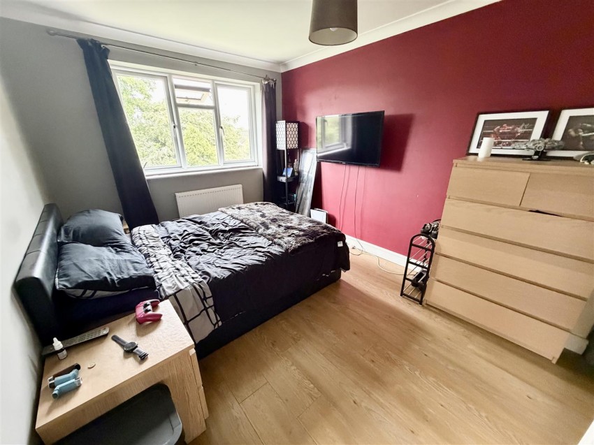 Images for Haddon Close, Grange Park, Swindon