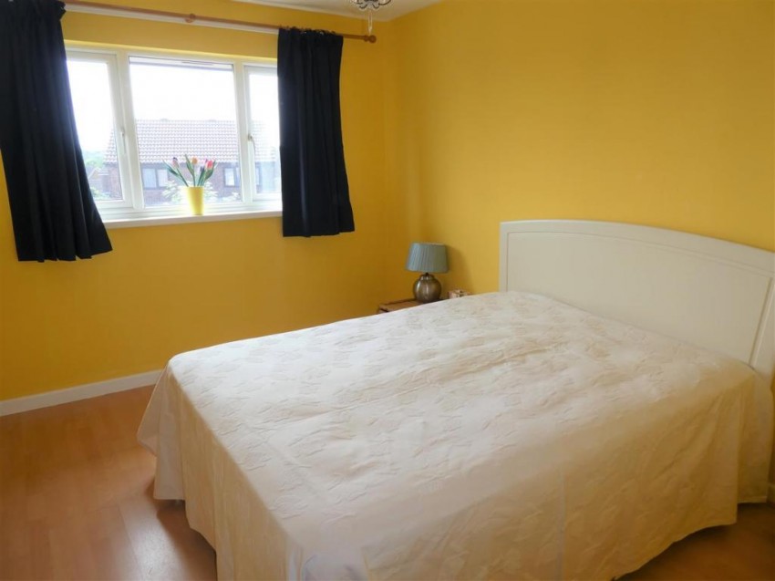 Images for Bosworth Road, Grange Park, Swindon
