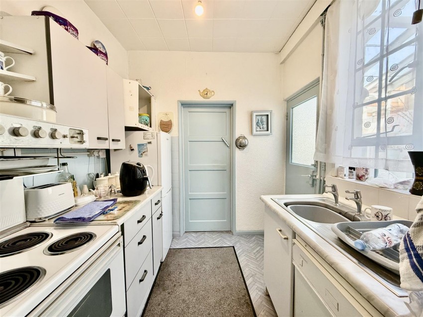 Images for Roseberry Street, Swindon
