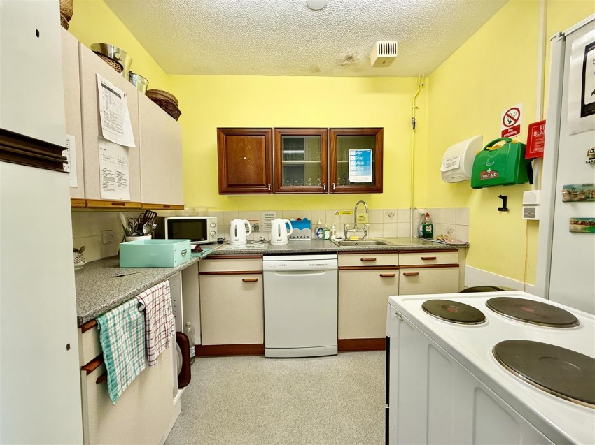 Images for Cirencester Court, Drove Road, Swindon