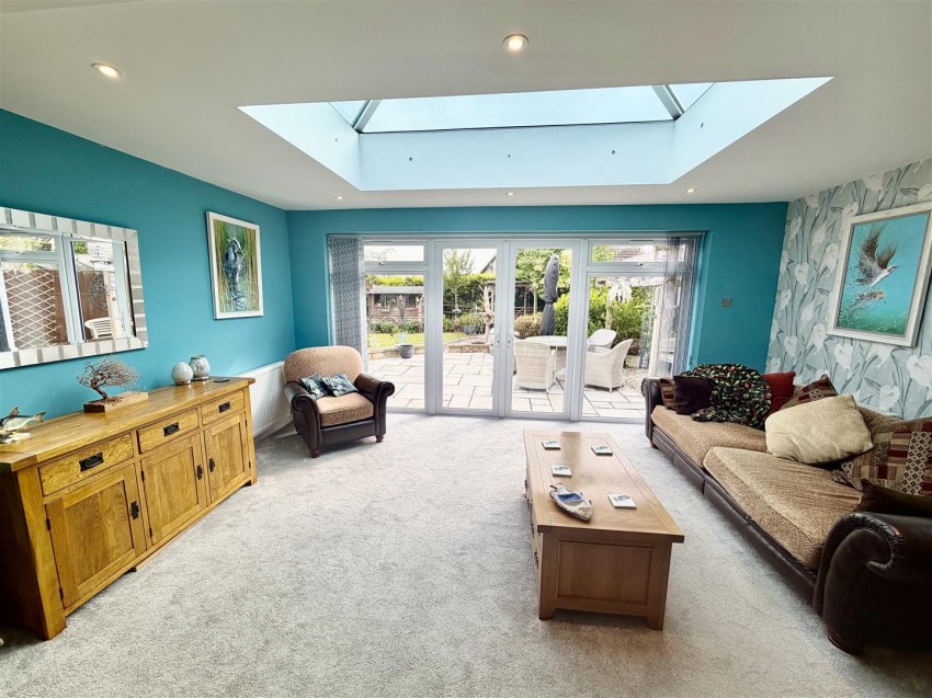 Images for Chestnut Springs, Lydiard Millicent, Swindon