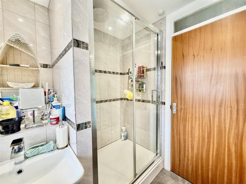 Images for Frith Copse, Peatmoor, Swindon