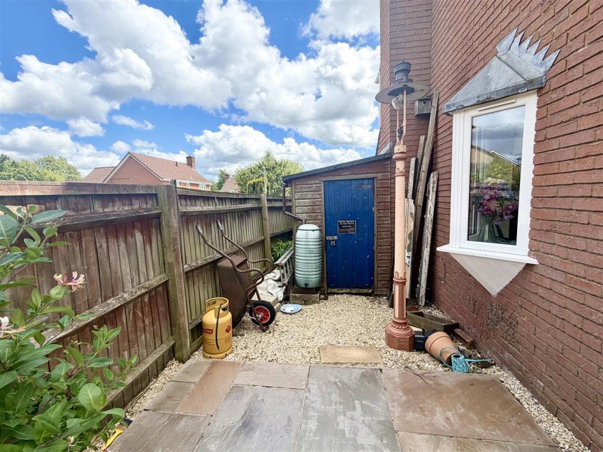 Images for Russley Close, Peatmoor, Swindon