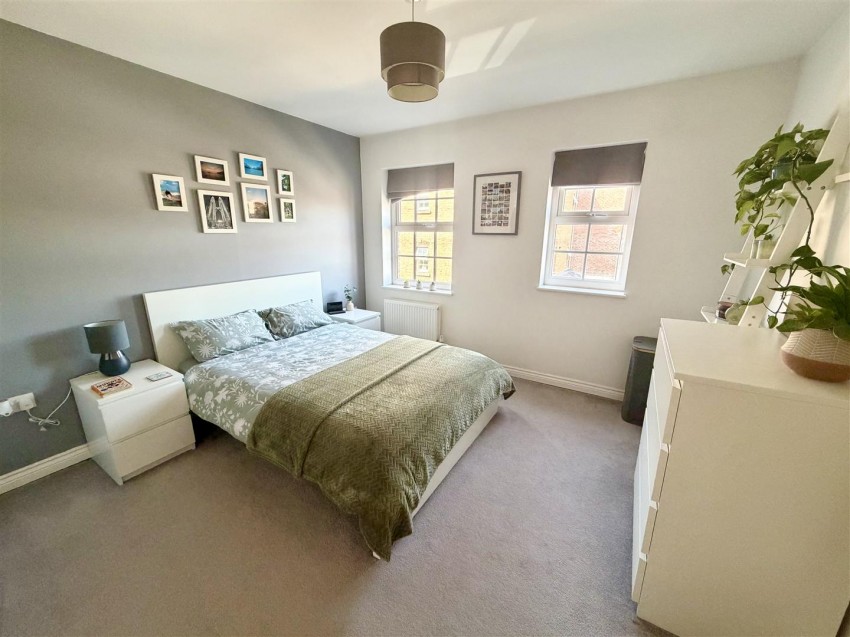 Images for Staldon Court, Wichestowe, Swindon