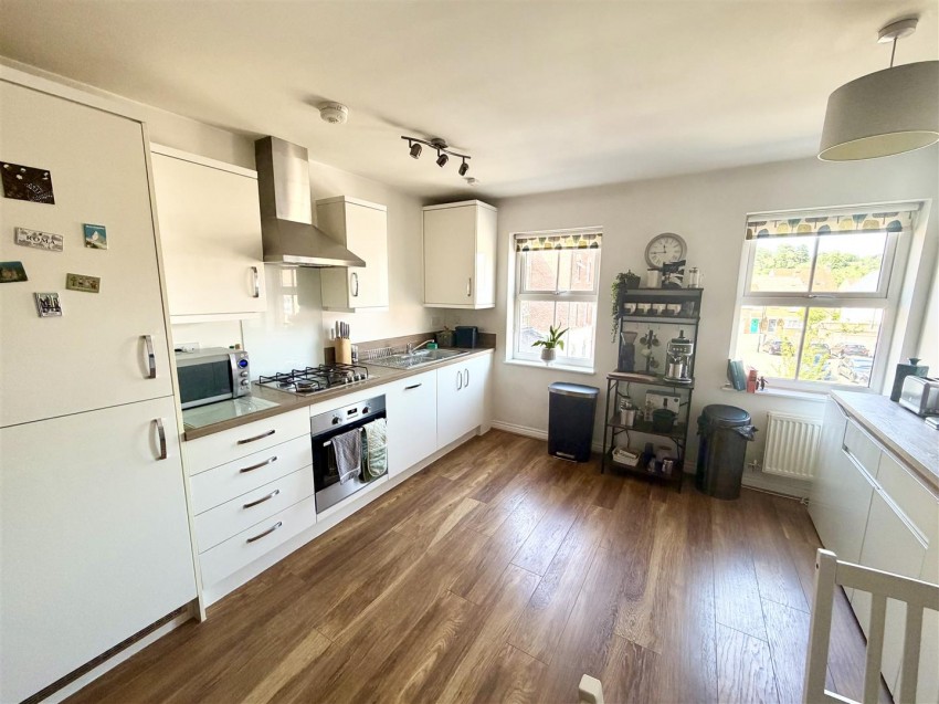 Images for Staldon Court, Wichestowe, Swindon
