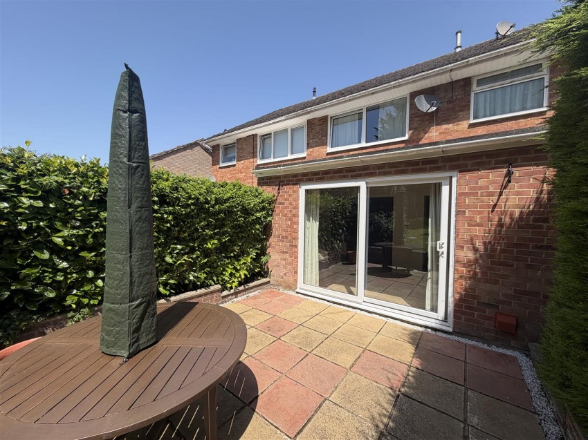 Images for Crane Furlong, Highworth, Swindon