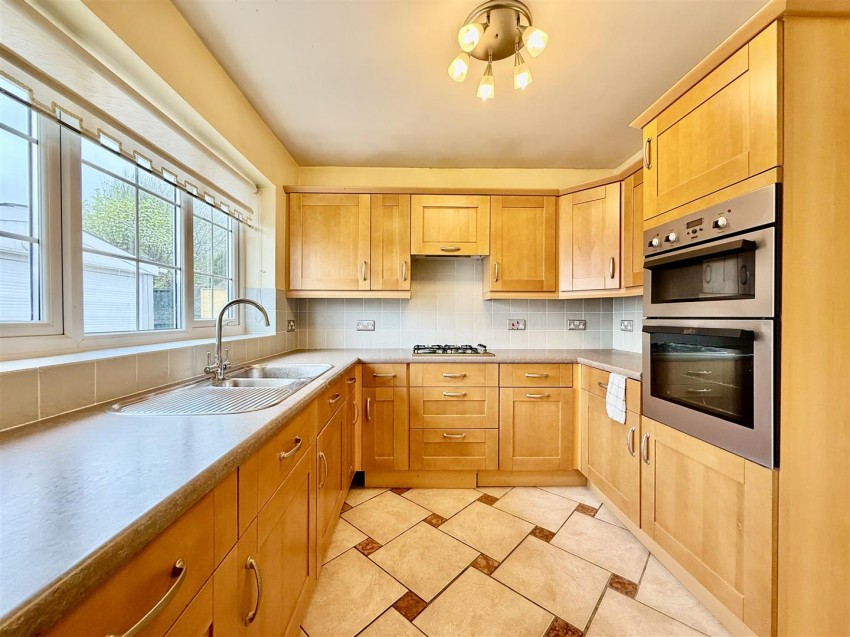 Images for Severn Avenue, Greenmeadow, Swindon