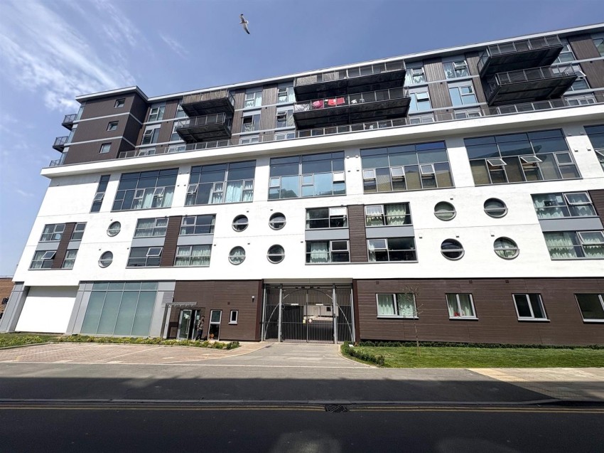 Images for Beckhampton Street, Swindon