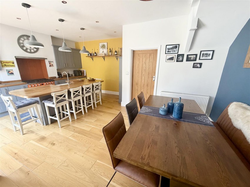 Images for Croft Road, Old Town, Swindon