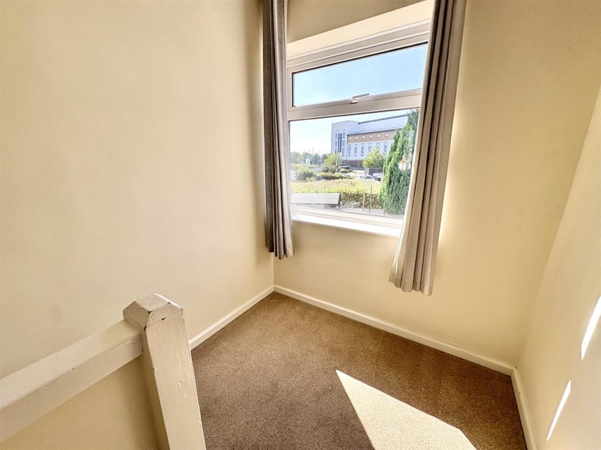 Images for Mannington Park, Swindon