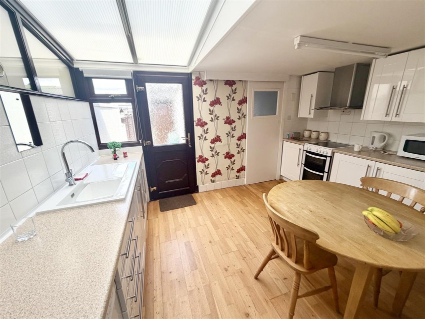 Images for Whiteman Street, Swindon