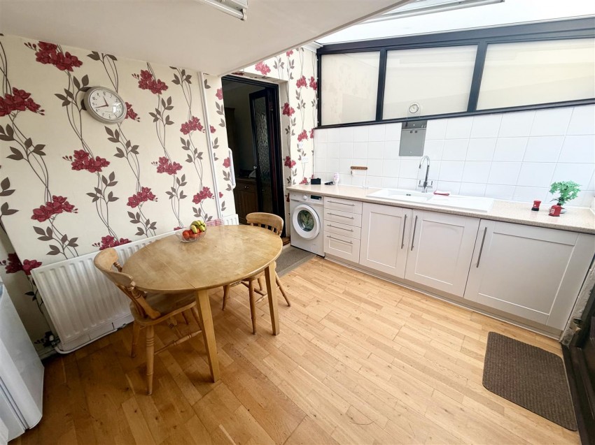 Images for Whiteman Street, Swindon